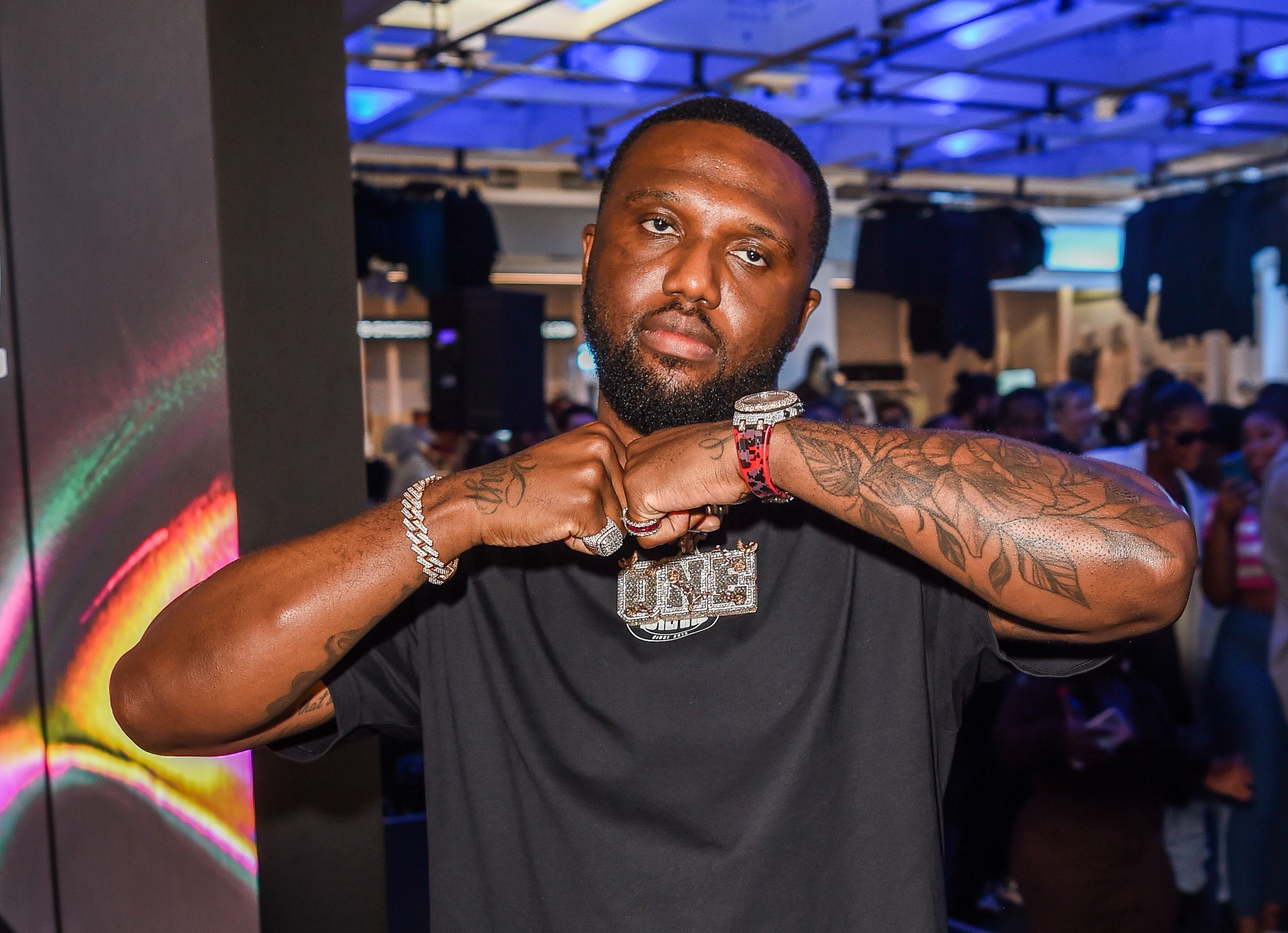 Headie One Fights At London s Sony Music HQ HotNewHipHop headie-one-fights-at-london-s-sony-music-hq-hotnewhiphop