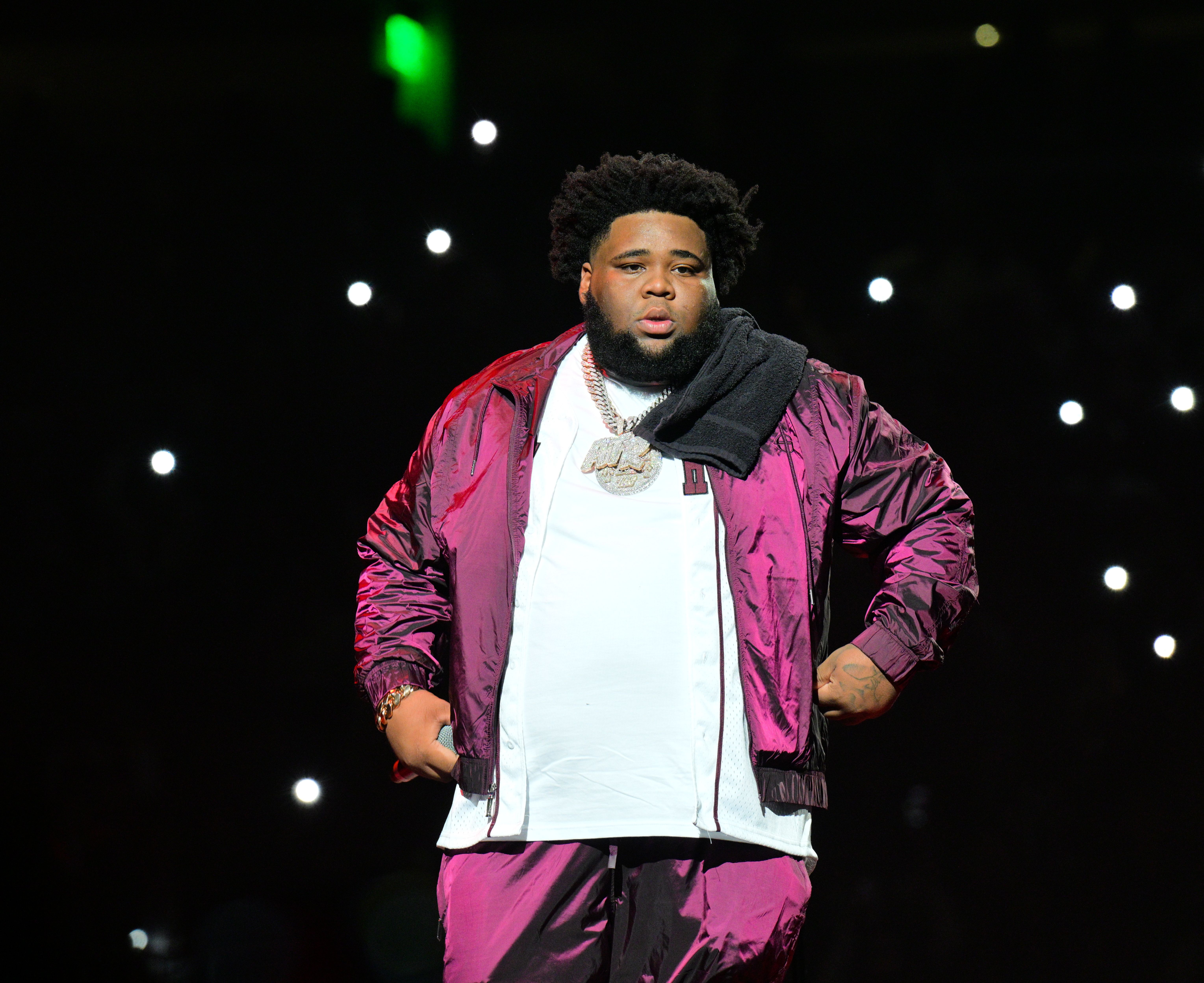 Rod Wave Rapper Chain Rod Wave Says His Music Is Not