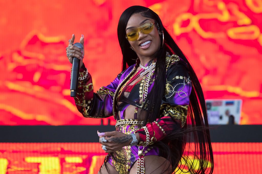 GloRilla Tells Her Female Fans To Live It Up In Their 20s