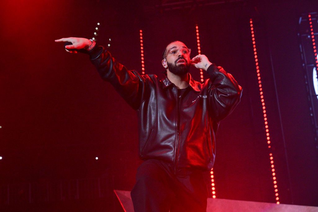 Drake Receives Invite To Fan's Sweet 16 Through Interstate Billboard Ad