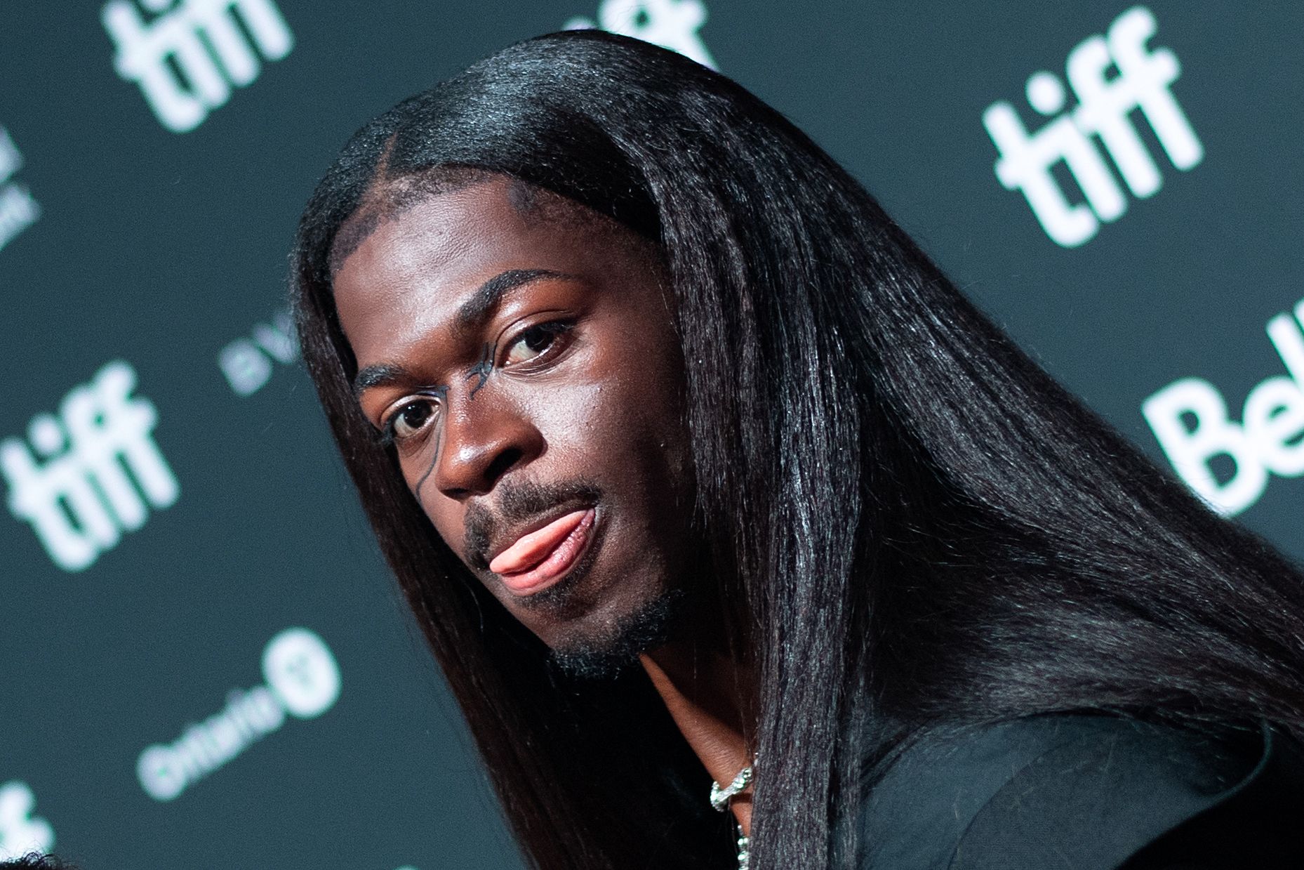 Lin Nas Rapper Lil Nas X Finds Surprise Ally In Christian Rapper Lecrae After He ...