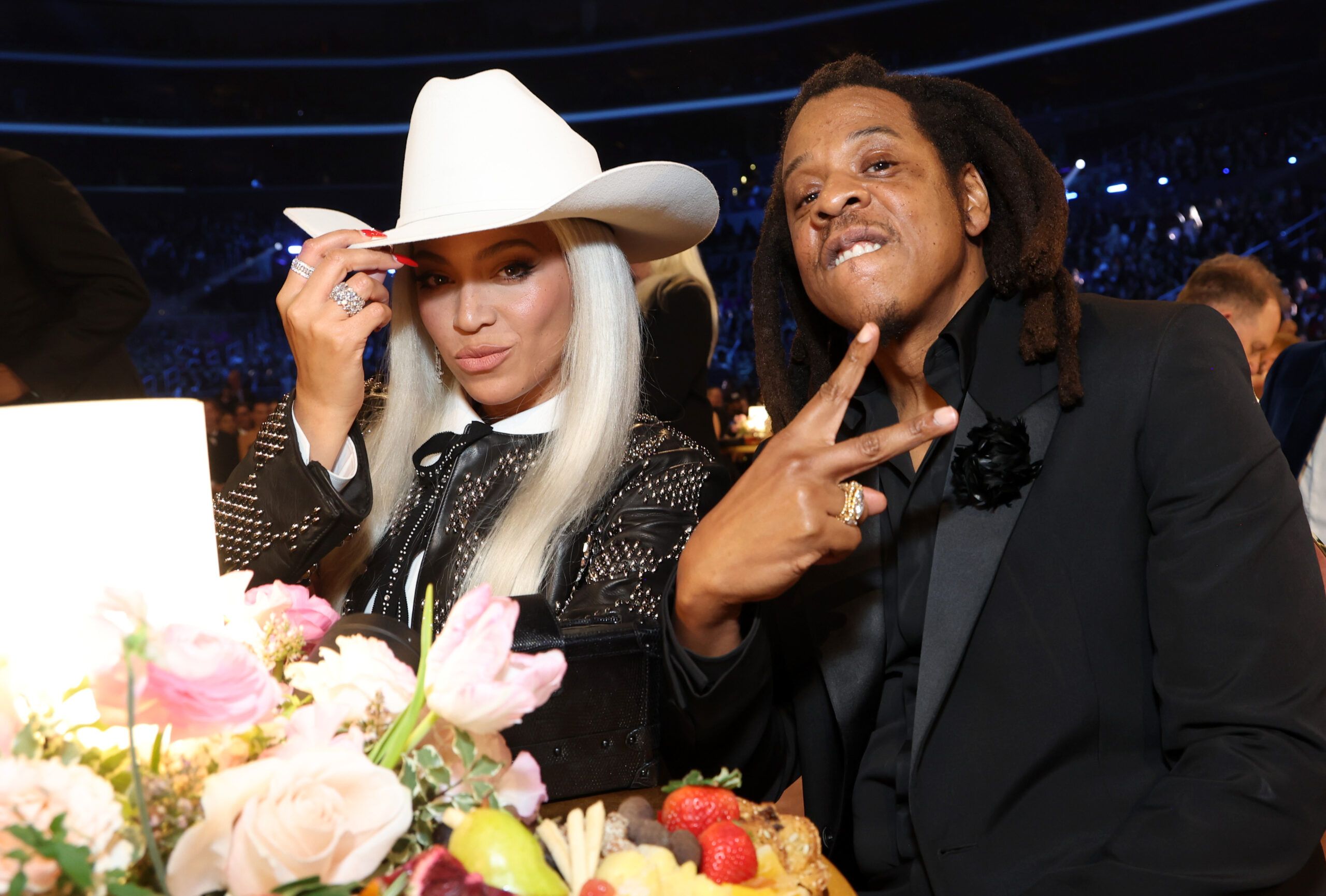 Beyonce Becomes The First Black Female To Hit Number One On Apple Music ...