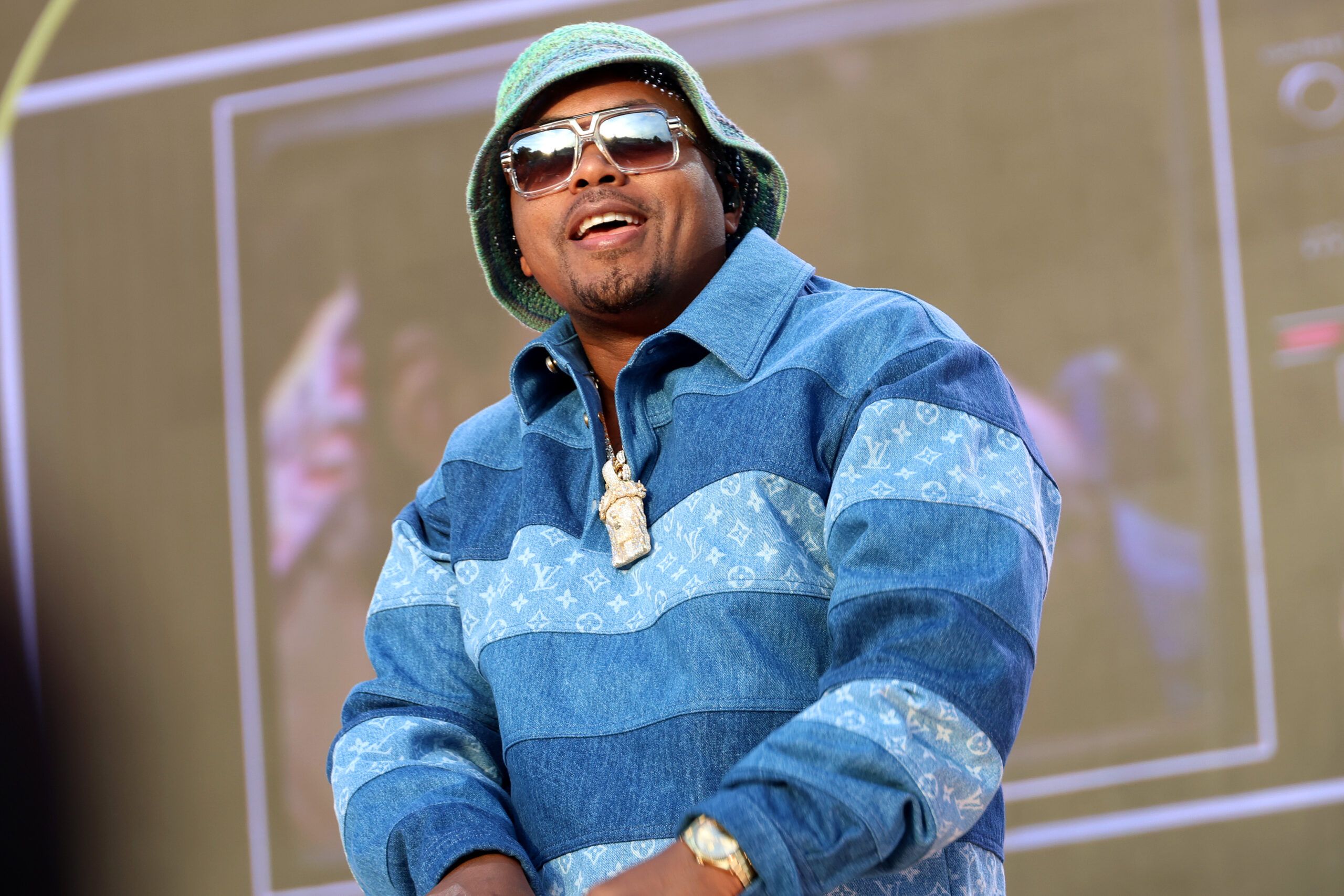 Nas Rapper Face Nas Calls Ghostface Killah His Favorite Rapper While Performing ...