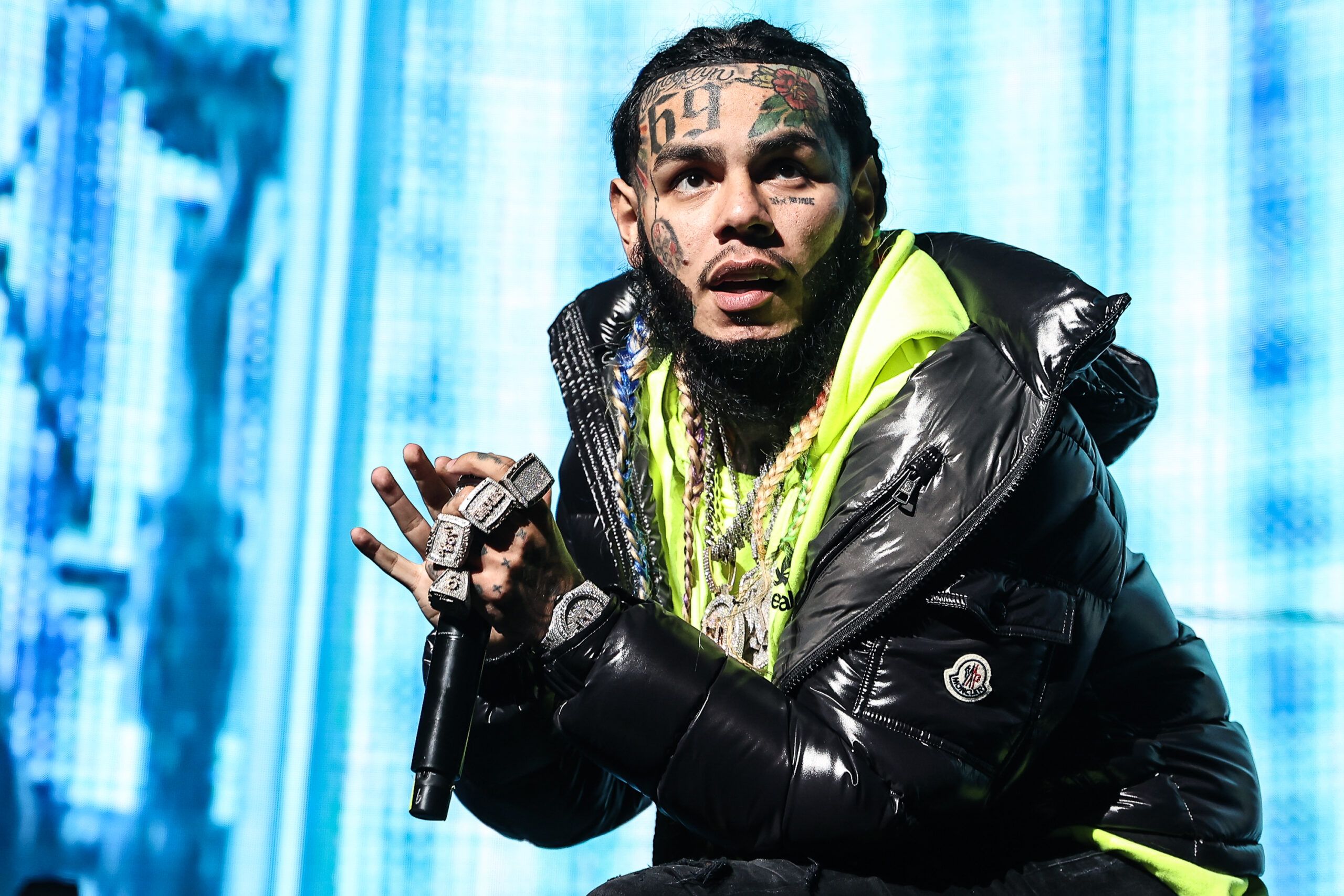 6ix9ine Makes His Return To Instagram With New Music And A New Hairstyle