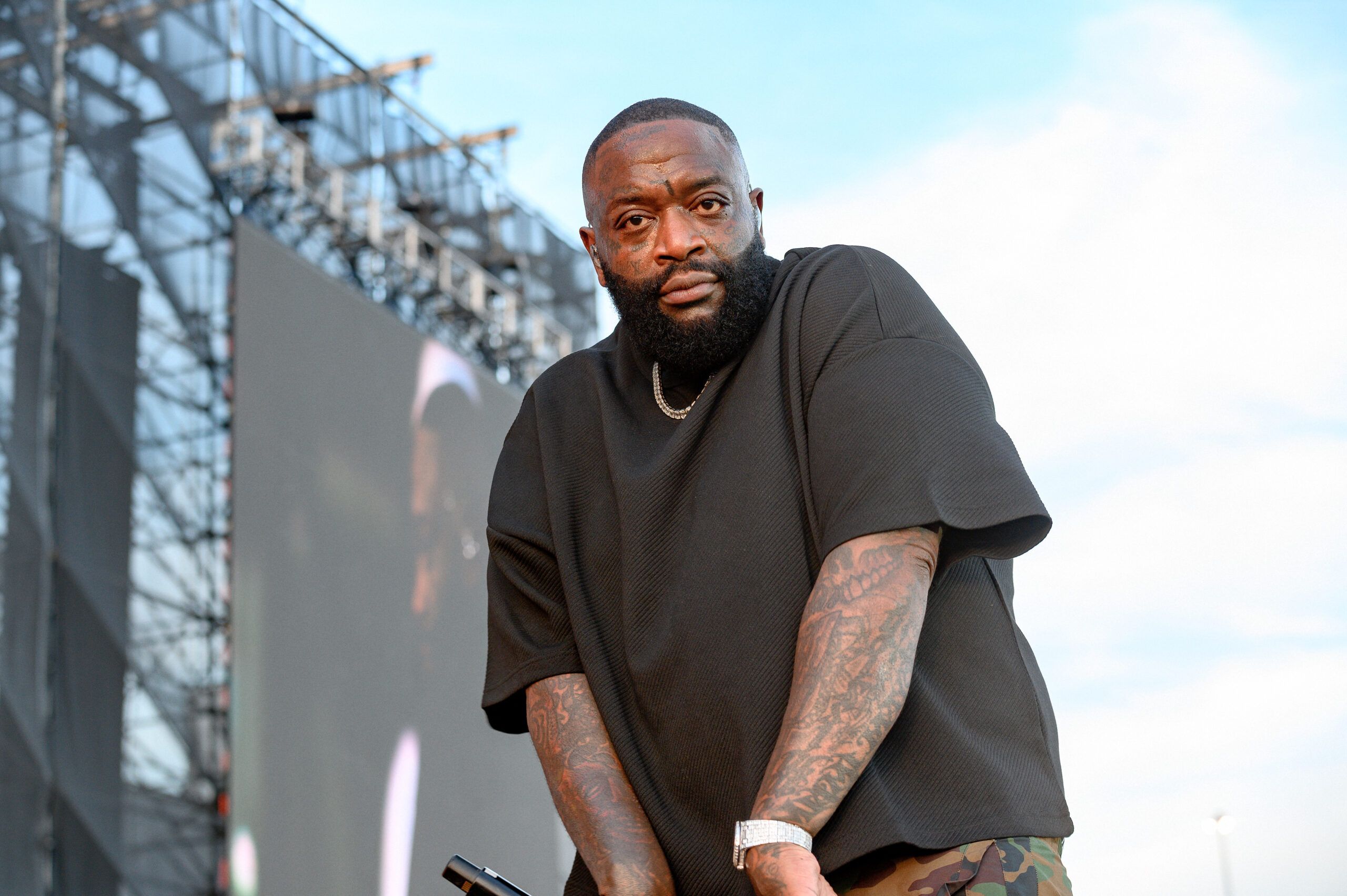 Rock Ross Rapper Drake Fan Who Punched Rick Ross Trolls Him With New Diss Track, “White Boy”