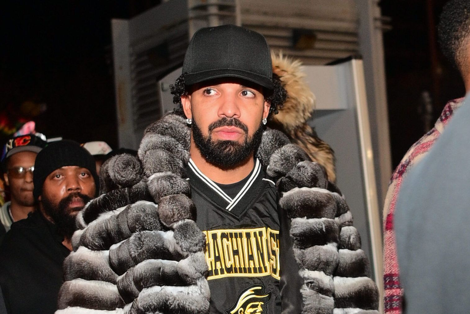 Drake Proclaims His PARTYNEXTDOOR Collab Album Will Be A 