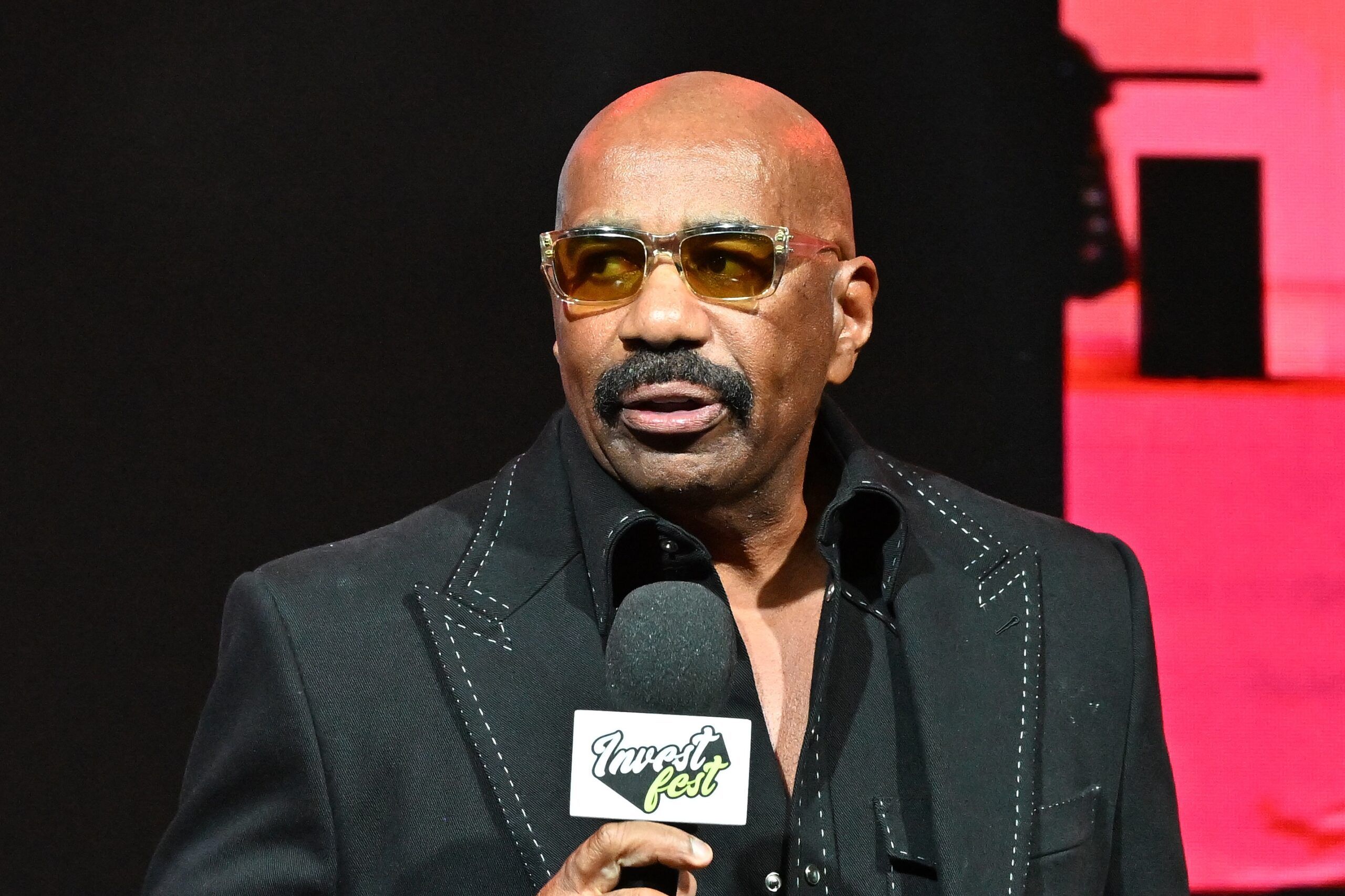 Steve Harvey Appears To Call Out Katt Williams For Explosive “Club Shay