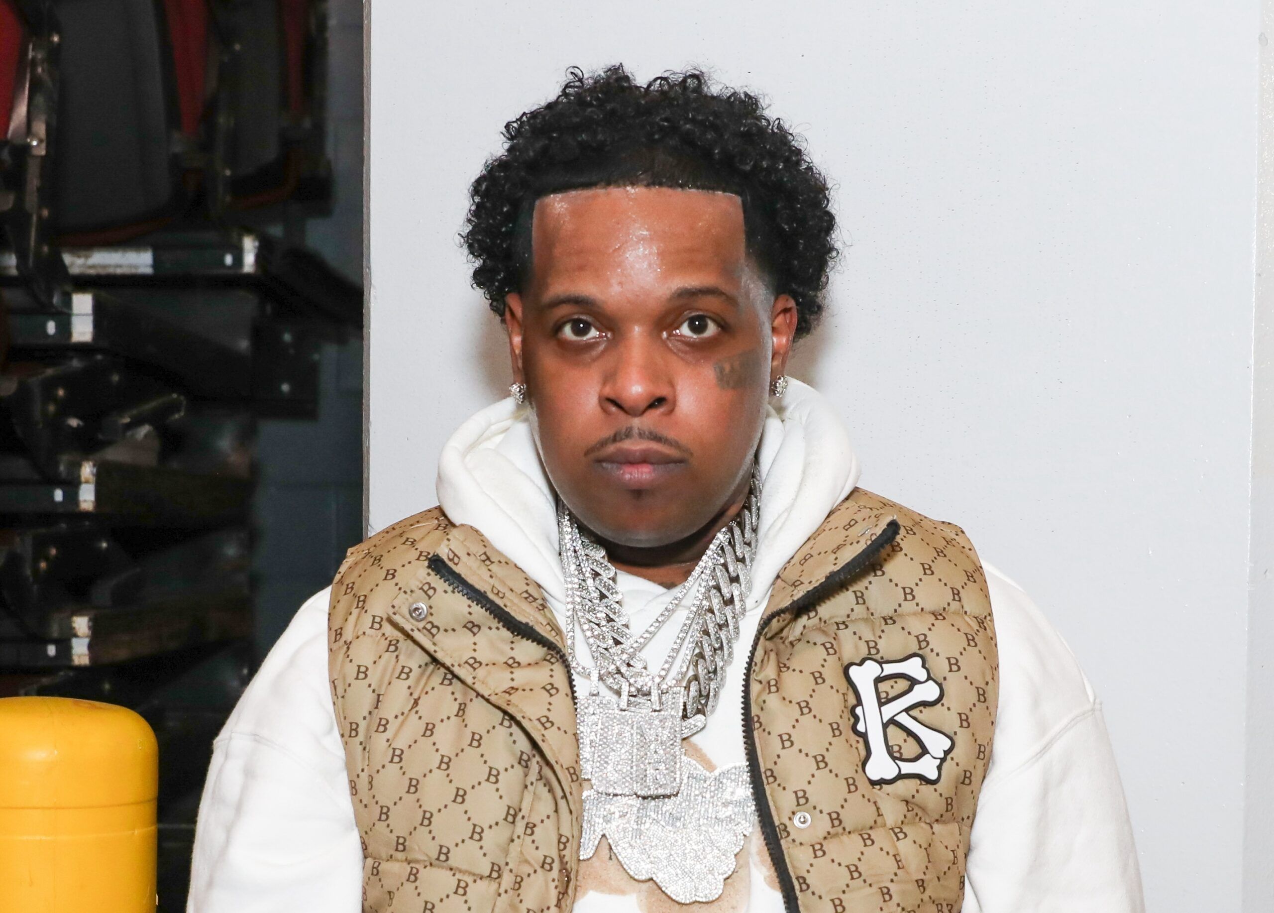 Finese2tymes Rapper Finesse2tymes Hit With Arrest Warrant For Allegedly Threatening FNG ...