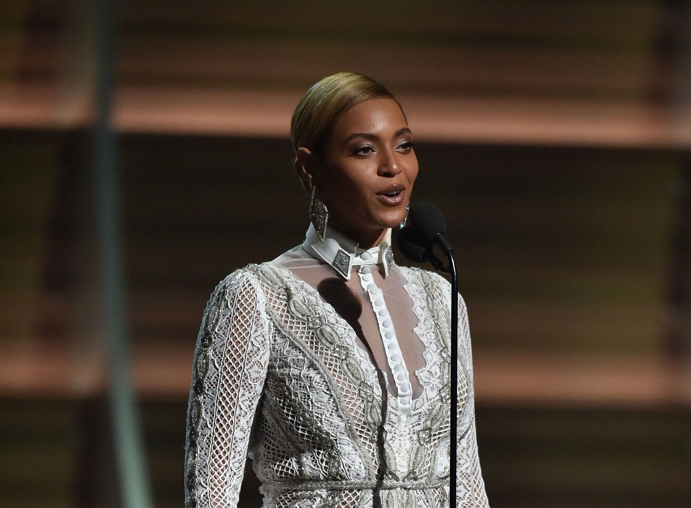 Beyonce Shares Touching Tribute To MalcolmJamal Warner