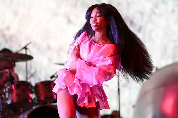 SZA Lights Up The Timeline With More Risqué Snaps