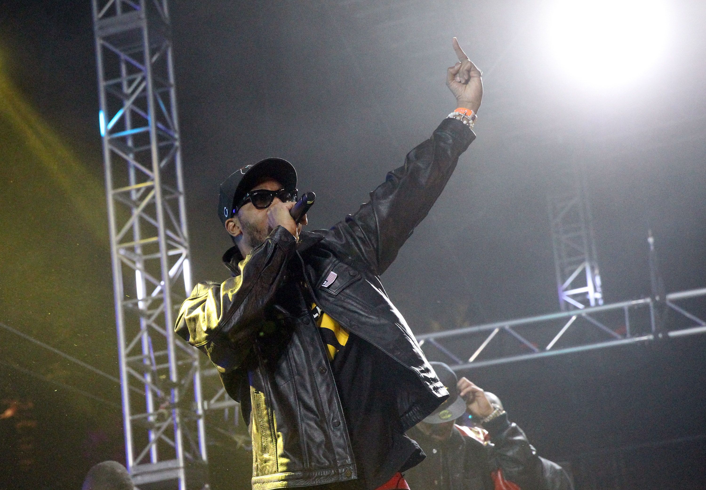 S Rza RZA Goes Old School With His Cooking Playlist