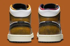 Air-Jordan-1-Mid-DQ8417-071-3