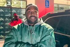 Kanye Wests Sends Message To The Mother Of George Floyd's Daughter