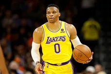 Los Angeles Lakers v Phoenix Suns