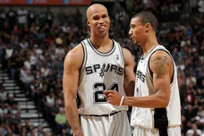 Dallas Mavericks v San Antonio Spurs, Game 4