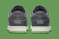 nike-dunk-low-halloween-dq7681-001-heel