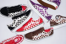 supreme-swarovski-vans-old-skool-collection