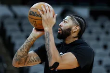 Los Angeles Lakers v San Antonio Spurs