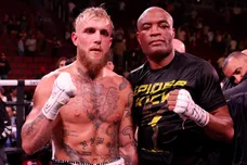 Jake Paul v Anderson Silva