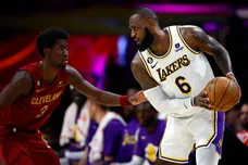 Cleveland Cavaliers v Los Angeles Lakers