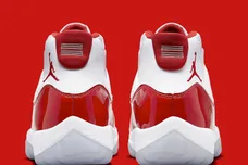 air-jordan-11-varsity-red-ct8012-116-heel