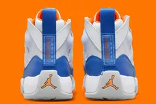 jordan-two-trey-knicks-DO1925-148-8