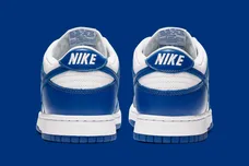 nike-dunk-low-kentucky-release-date-cu1726-100-heel