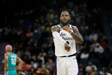 Los Angeles Lakers v San Antonio Spurs