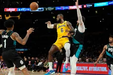 Portland Trail Blazers v Los Angeles Lakers