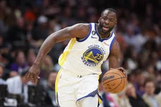 Golden State Warriors v Phoenix Suns