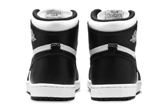 air-jordan-1-i-high-85-panda-black-white-bq4422-001-heel (1)