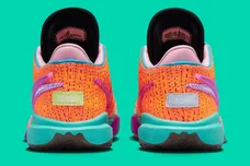 nike-lebron-20-gs-total-orange-vivid-purple-green-strike-hot-punch-dq8651-800-5