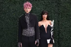 2022 Billboard Music Awards - Red Carpet