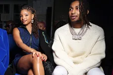 Off-White : Front Row - Paris Fashion Week - Womenswear Spring/Summer 2023