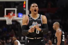 Sacramento Kings v Los Angeles Clippers