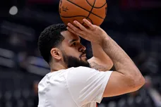 Toronto Raptors v Los Angeles Clippers