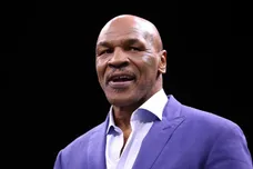 Jake Paul v Tommy Fury