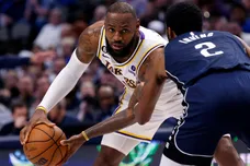 Los Angeles Lakers v Dallas Mavericks