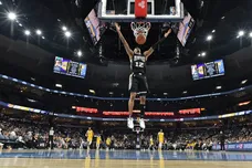 Los Angeles Lakers v Memphis Grizzlies