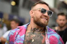 Conor McGregor AUTO-PRIX-F1-MON-PRACTICE