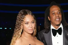 Beyoncé Behind Jay-Z Instagram Photo Dump