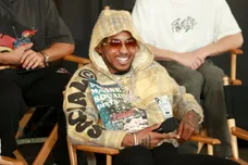 LiveXLive &amp; Social Gloves: Battle of the Platforms Press Conference @ Fred Segal West Hollywood