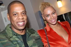 Celebrities Visit Broadway - October 21, 2015