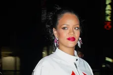 Rihanna Call HR Instagram Photo Dump