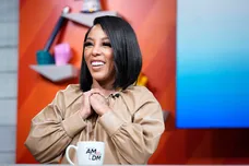 Celebrities Visit BuzzFeed's "AM To DM" - January 28, 2020