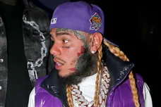 6ix9ine Girlfriend Face Instagram Live