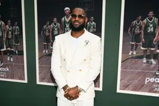 "Shooting Stars" Premiere - Red Carpet