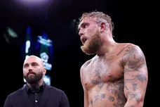 Jake Paul v Tommy Fury