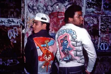 Hip-hop fashion relating to graffiti art