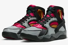 Nike-Air-Flight-Huarache-Bordeaux-Airbrush-Official-Photos1